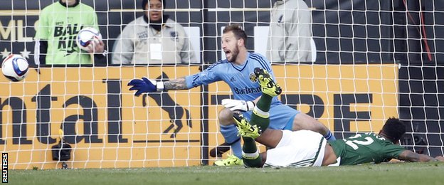 Rodney Wallace scores Portland's second in the MLS Cup final against Columbus Crew