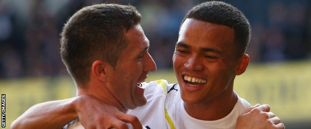 Robbie Keane and Jermaine Jenas