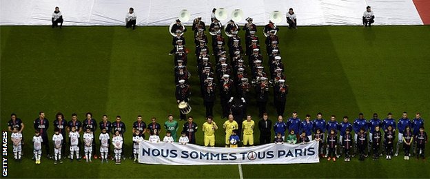 There was a minute's silence before Paris St-Germain's home game with Troyes to remember the victims of the Paris attacks