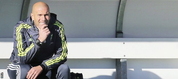 Zidane watches on from the dugout